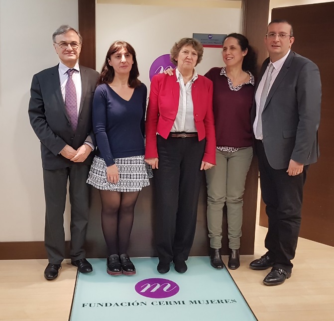 Delegación del Comité Español de Representantes de Personas con Discapacidad (CERMI) y de la Fundación CERMI Mujeres (FCM) en su sede junto con responsables del Consejo Francés de Personas con Discapacidad (CFHE)